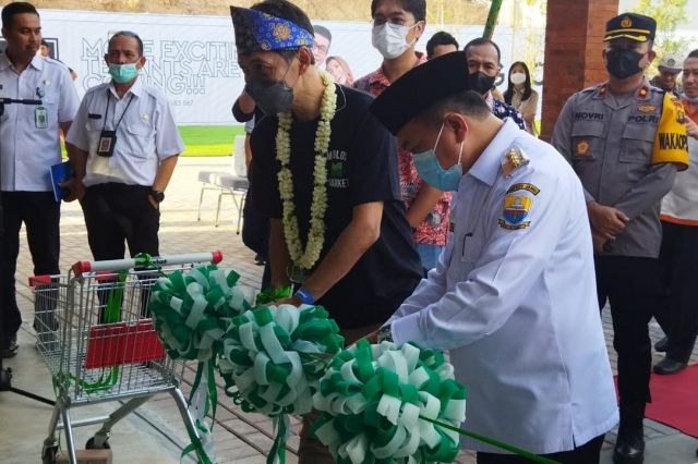 Gubernur Al Haris Launching M Bloc Market, Swalayan Produk UMKM Lokal di Jambi