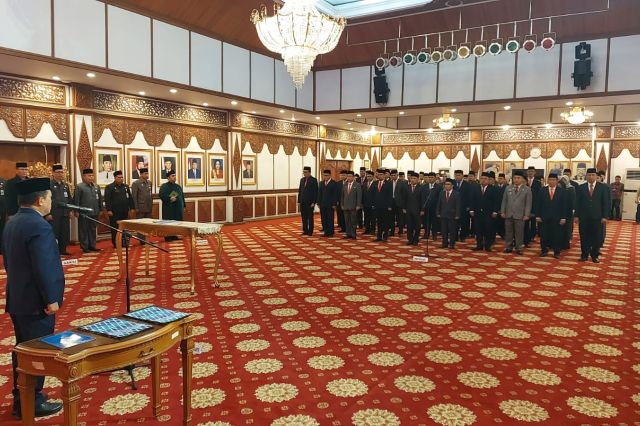Gubernur Al Haris Lantik 54 Pejabat Eselon III, Ini Nama-namanya