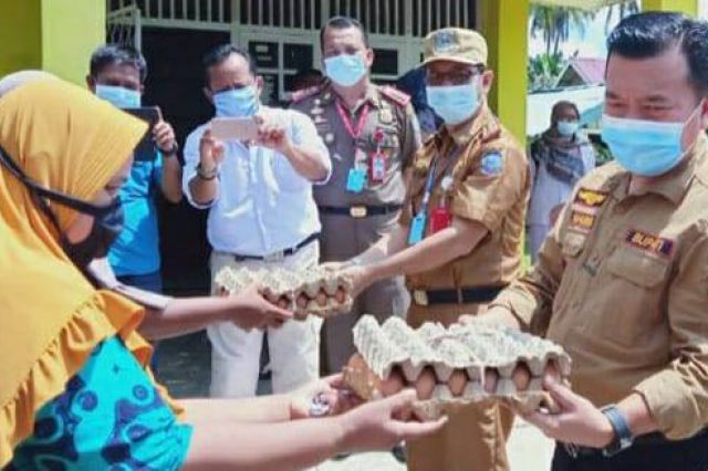 Al Haris Kembali Salurkan Bantuan untuk 3.201 KK di Lima Kelurahan di Tabir