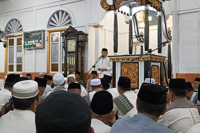 Antusias Warga Hadiri Safari Ramadan Gubernur Al Haris di Masjid Raya Rawang Sungai Penuh