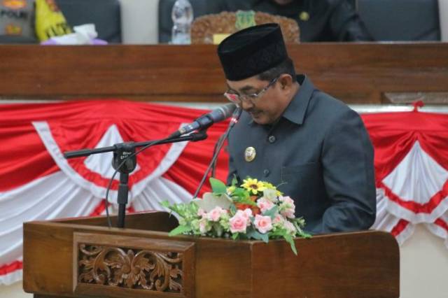 Bupati Anwar Sadat Ikuti Rapat Paripurna Ketiga DPRD