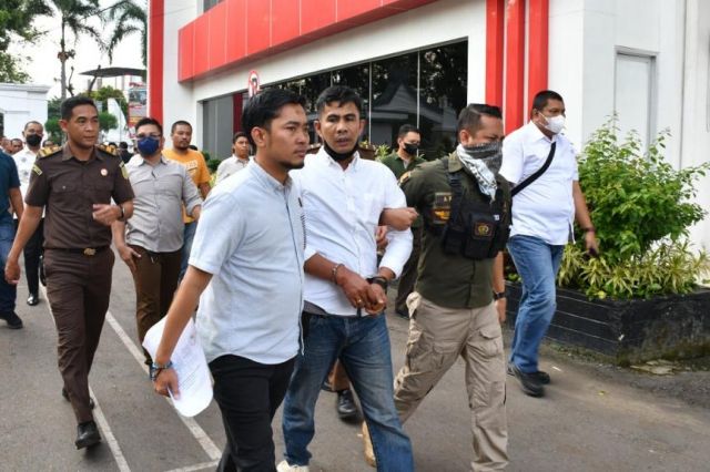 Terpidana Kasus Pajak Andy Veryanto Ditangkap Usai Jalani Sidang di PN Jambi