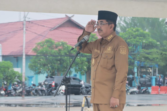 Bupati Anwar Sadat Pimpin Apel Gabungan ASN dan Non ASN Pasca Cuti Lebaran Idul Fitri