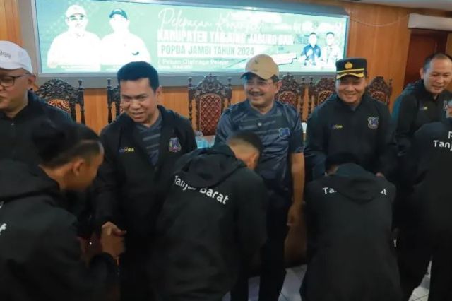 Bupati Anwar Sadat Lepas 33 Atlet Muda untuk Popda Jambi 2024