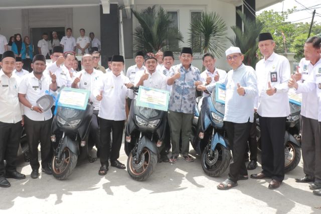 Bupati Anwar Sadat Ucapkan Terimakasih Kepada Gubernur Jambi Atas Bantuan 114 Unit Motor Dinas untuk Kades se-Tanjab Barat