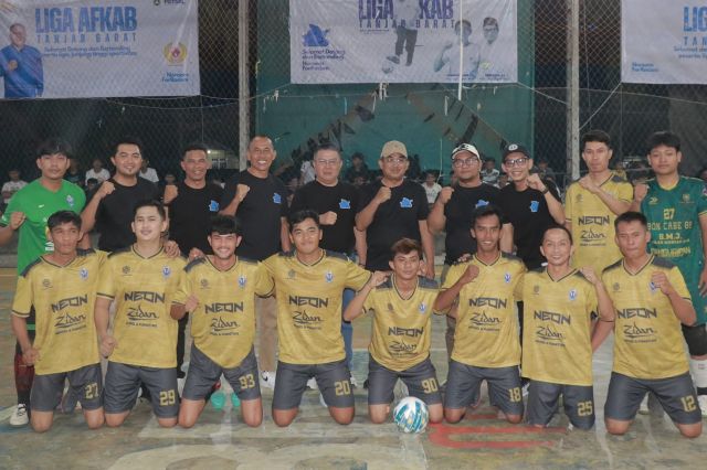Bupati Anwar Sadat Resmi Buka Liga Asosiasi Futsal Kabupaten Tanjab Barat 2024