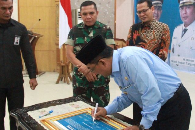 Bupati Anwar Sadat Ajak Masyarakat Membangun Negeri Melakui REGSOSEK