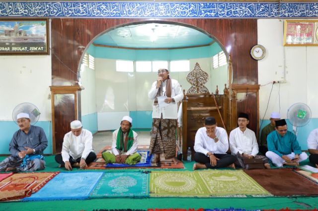 Bupati Anwar Sadat Safari Jumat di Masjid Raya Nurul Salaf Desa Sungai Gebar