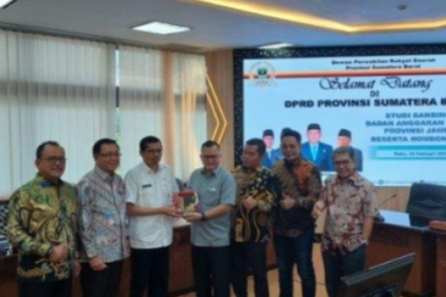 Banggar DPRD Provinsi Jambi Stuba ke DPRD Sumbar