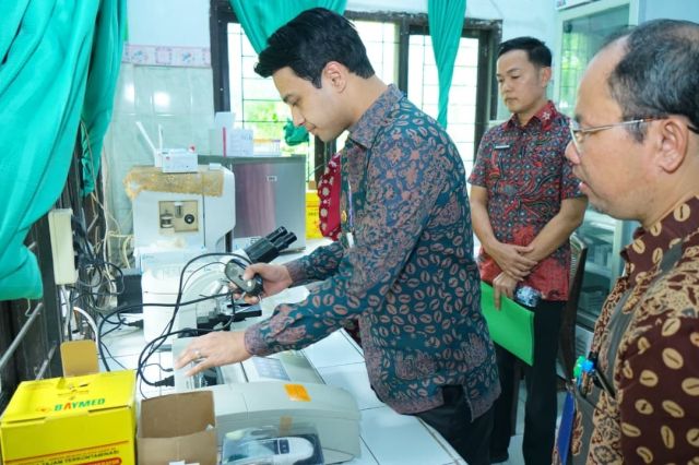 Wawako Diza Tinjau Infrastruktur Puskesmas Paal Lima dan Paal X