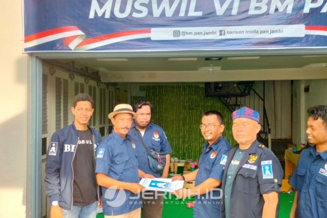Maju Ketua BM PAN Jambi, Coco Jonhar Kembalikan Formulir Pandaftaran