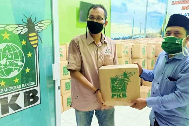 Sofyan Ali Distribusikan Sembako Gus Ami ke Seluruh DPC PKB Kabupaten/Kota