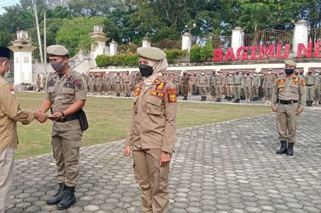 371 Anggota Satpol PP Merangin Terima SK Perpanjangan Kontrak Kerja 2022