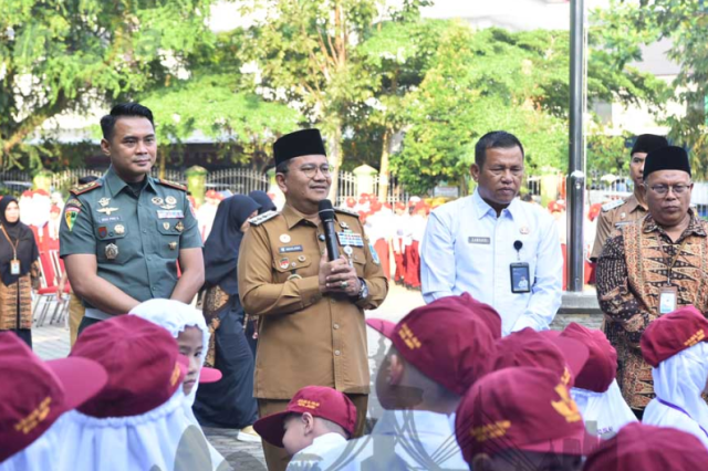 Hari Pertama Sekolah 2026/2027: Pemkot Jambi Dorong Peran Keluarga Siapkan Generasi Emas 2045