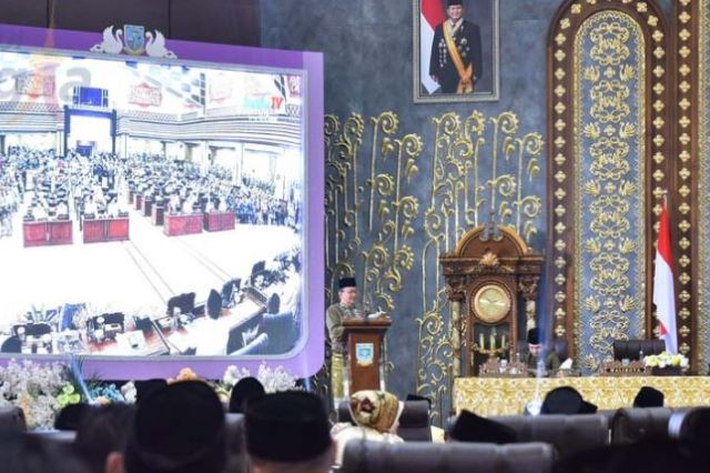 Wali Kota Maulana Sampaikan Capaian Kinerja di Sidang Paripurna Istimewa HUT ke 80 Kota Jambi
