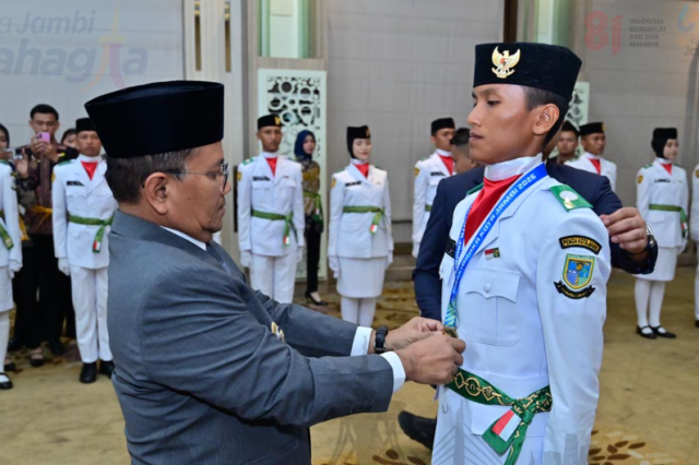 Kukuhkan 50 Paskibraka 2026: Wali Kota Maulana Titip Amanah 654 Ribu Warga Kota Jambi