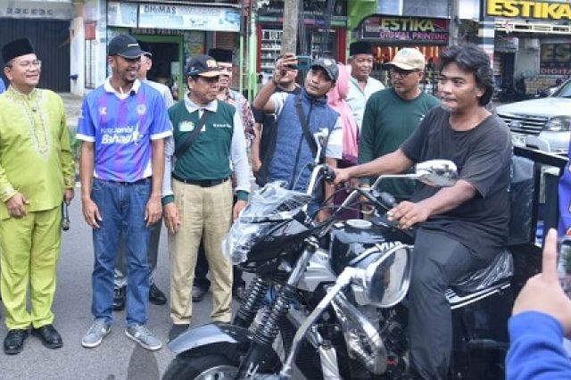 Pengelolaan Sampah Berbasis Ekonomi: Wali Kota Maulana Resmikan OPBM Solok Sipin