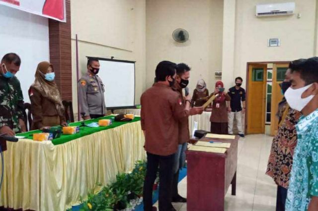 Panwascam Tungkal Ilir Lantik 153 Panwas Tingkat TPS