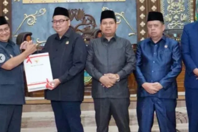 Ketua DPRD Kota Jambi Kemas Faried Pimpin Paripurna Nota Pengantar Perubahan APBD Jambi 2026