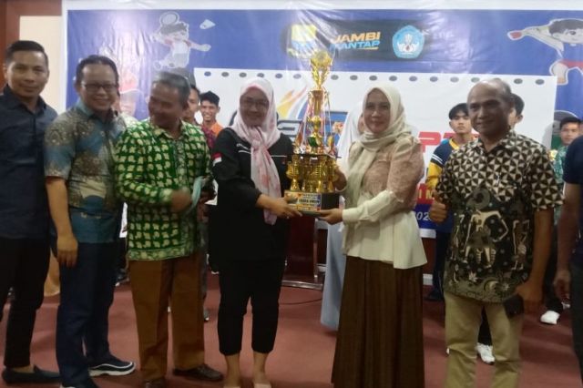 O2SN PDBK Provinsi Jambi Tahun 2023 Resmi Ditutup: SLBN Tanjab Timur Raih Juara Umum