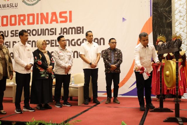 Jelang Tahapan Pencalonan: Bawaslu Jambi Gelar Rakor Sentra Gakkumdu