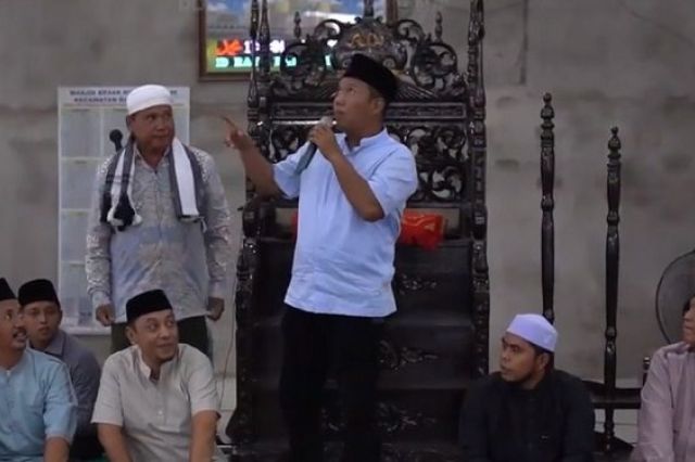 Bupati Romi Hadiri Safari Ramadhan di Kecamatan Rantau Rasau