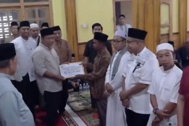 Bupati Romi Hadiri Safari Ramadhan di Kecamatan Geragai