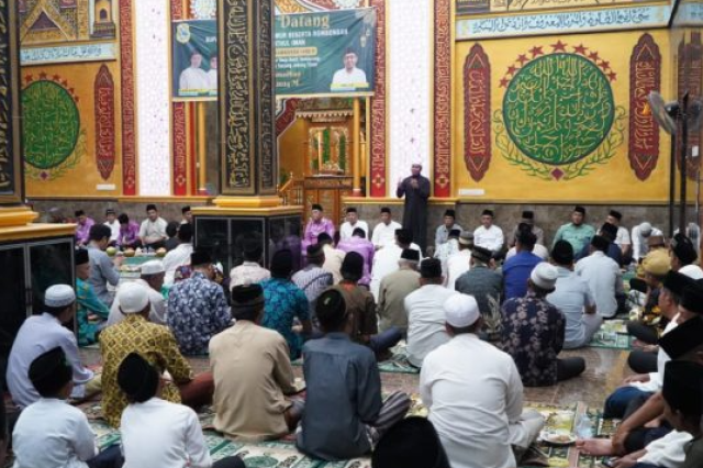 Pemkab Tanjab Timur Gelar Safari Ramadan Perdana di Masjid Fathul Iman