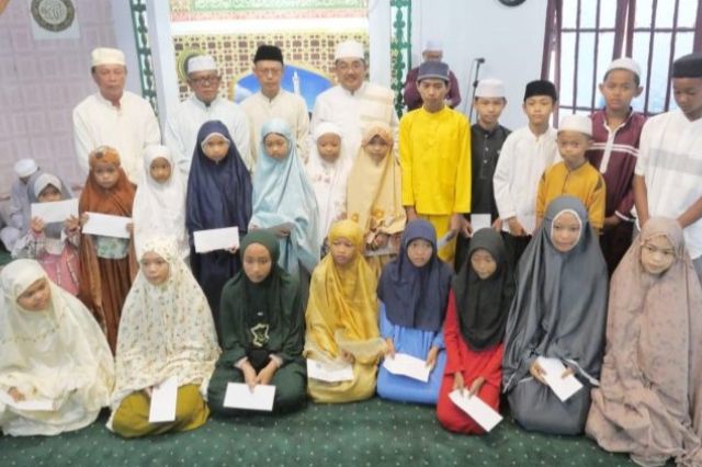 Bupati Anwar Sadat Laksanakan Safari Subuh di Masjid Ridhwaniyah Kuala Tungkal