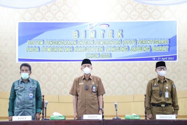 Sekda Agus Sanusi Buka Bimtek SPIP Terintegrasi
