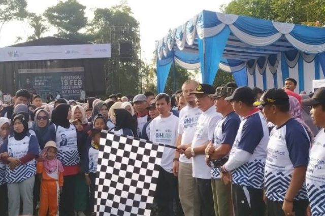 Sekda Zainal Ikuti Jalan Sehat Bersama BUMN
