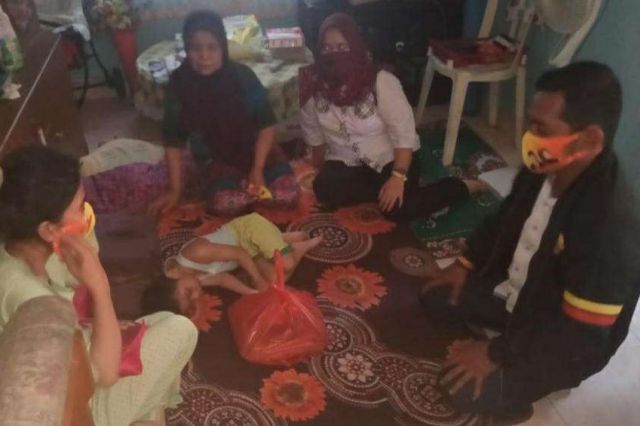 Tim Surya Cerah Jenguk Anak Autis dan Door to Door di Lebak Bandung