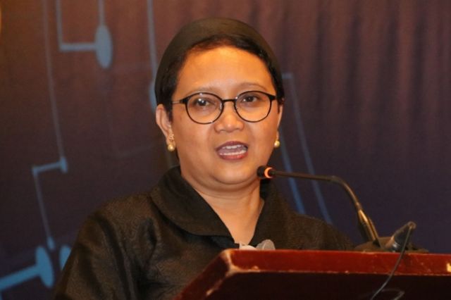 Pendatang Dari China Sementara Waktu Tak Diizinkan Masuk ke Indonesia