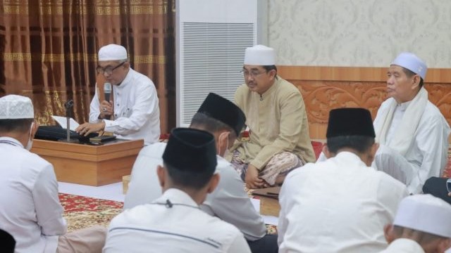 Pengajian rutin Pemkab Tanjab Barat