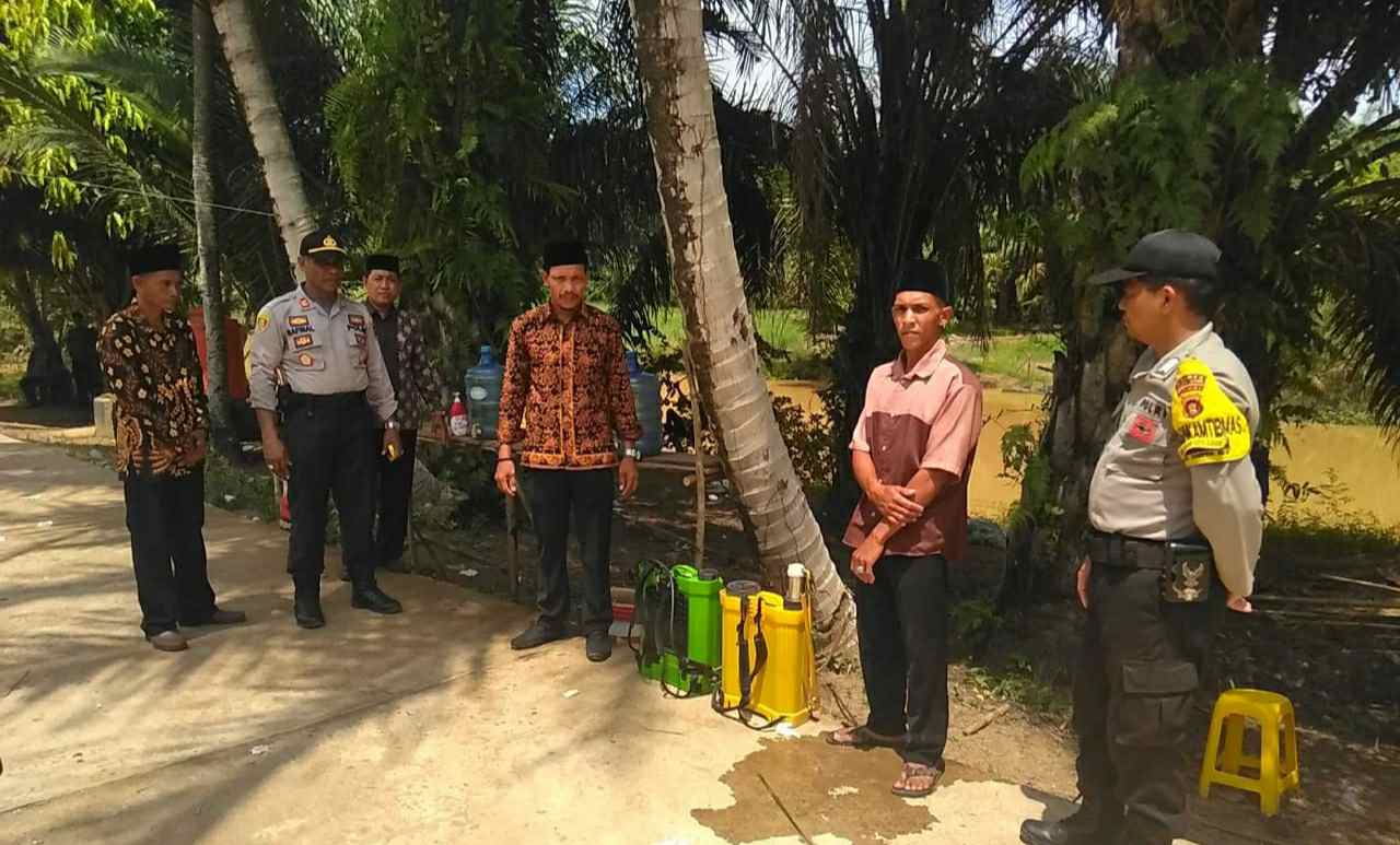 Kapoplsek Kumpeh Ulu, IPTU M Rafisal saat patroli pencegahan corona