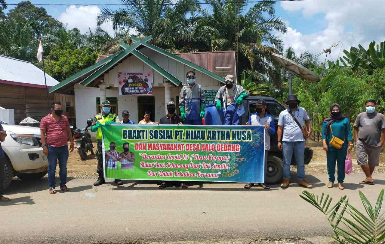 PT HAN saat akan melakukan penyemprotan disinfektan