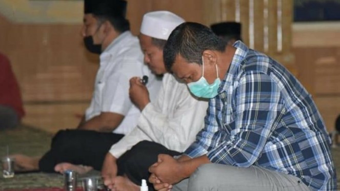 Bupati Romi dzikir bersama malam pergantian tahun