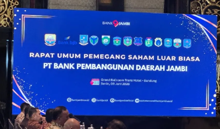 RUPS Bank Jambi yang diselenggarakan di Grand Ballroom Trans Luxury Hotel, Bandung, Senin (8/6)