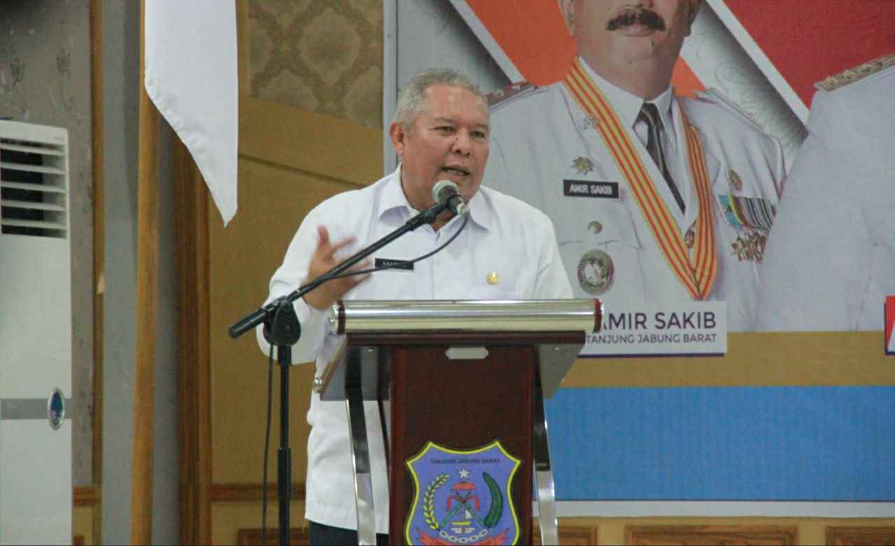 Bupati Tanjab Barat, Safrial