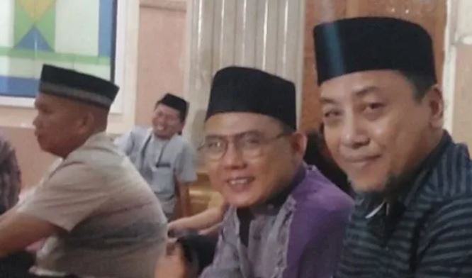 Sekda Sapril hadiri perayaan Nisfu Syaban di Masjid Agung Nur Addarojat, Selasa (7/3)