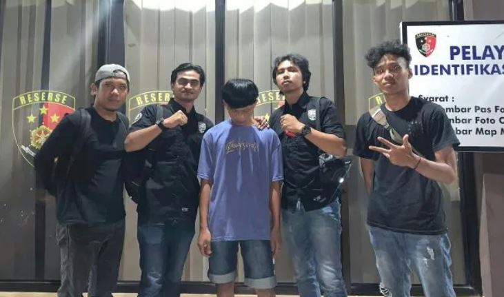 Sat Reskrim Polres Merangin amankan seorang pelaku pencurian Handphone, Rabu (23/11)