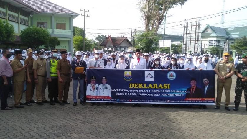 20 SMA dan SMK di Kota Jambi deklarasi tolak aksi geng motor dan narkoba