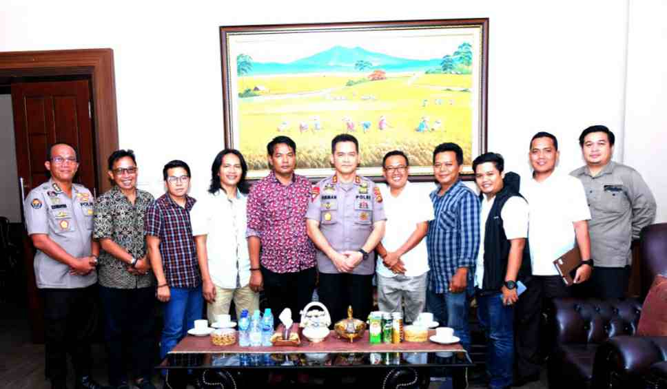 Pengurus SMSI Jambi bersma Kapolda Jambi