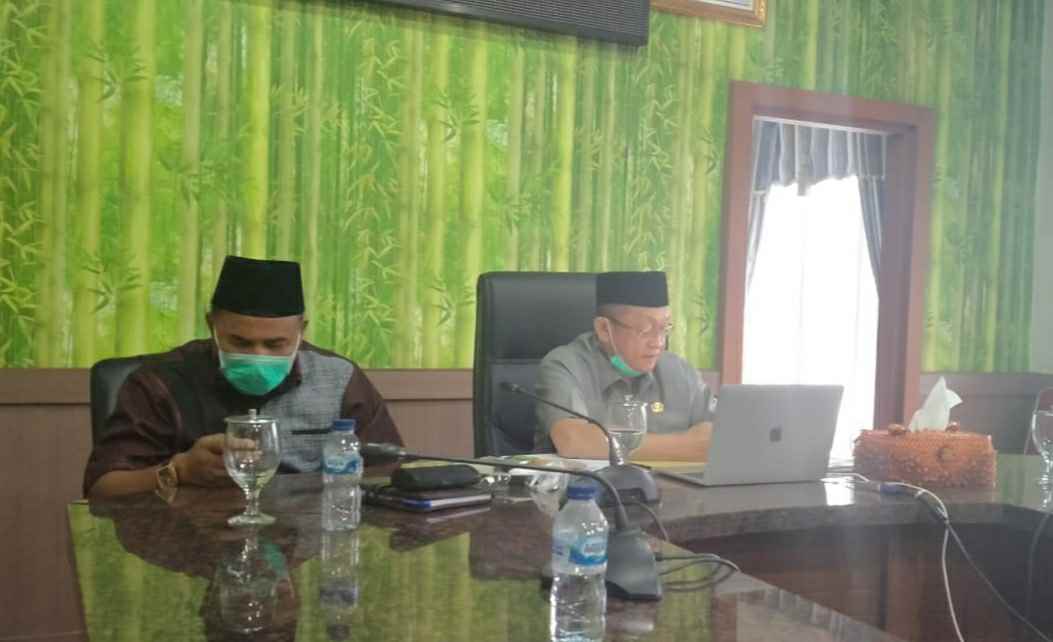 Cek Endra dan Hilalatil Badri saat teleconfrence bersama Gubernur Jambi