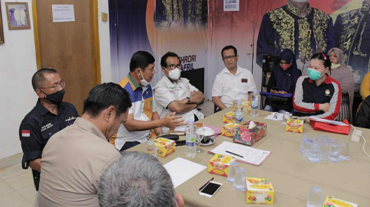 Komunitas warga Tionghoa Jambi saat nyatakan dukungan ke Sayfril Nursal